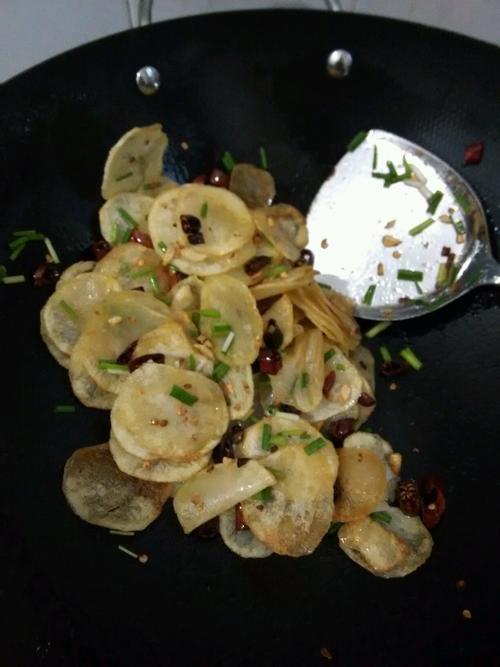 【干煸土豆片】