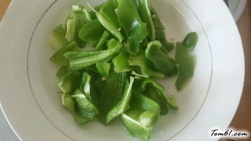 【大辣椒炒土豆片】