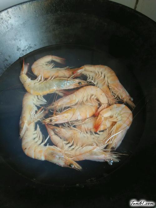 【蒜蓉油菜大虾】