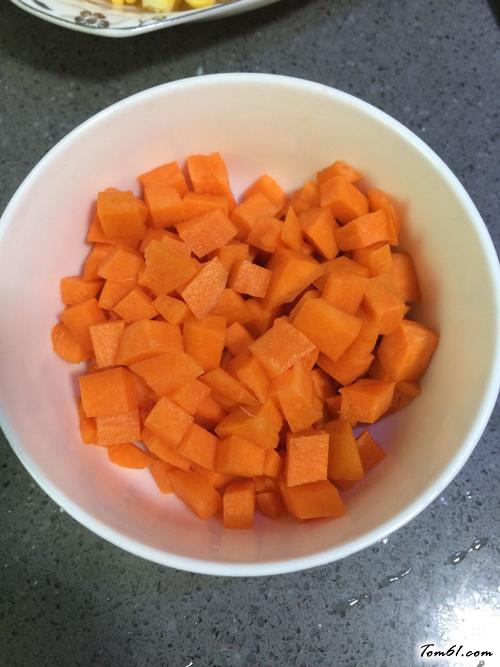 【什锦蔬菜丁】