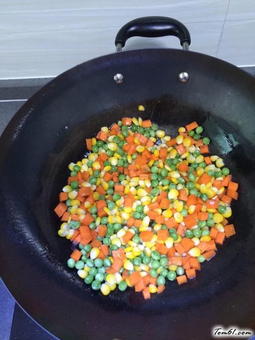 【什锦蔬菜丁】