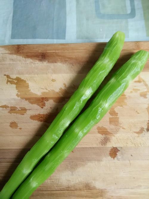 【清炒莴笋片】