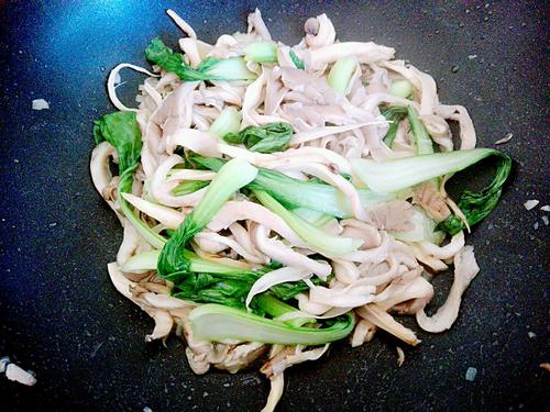 【蘑菇青菜】