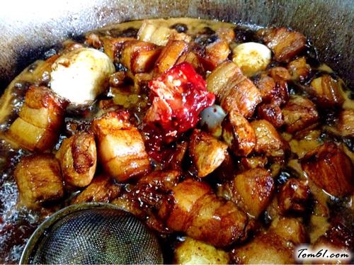 【虎皮蛋烧肉】