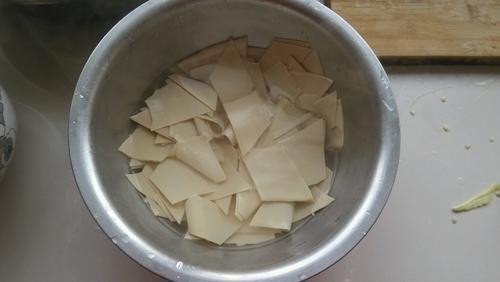 【青椒炒豆皮】