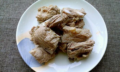 【简易可乐排骨】