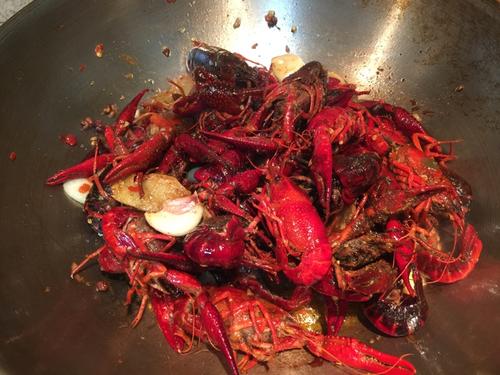 【香辣小龙虾】