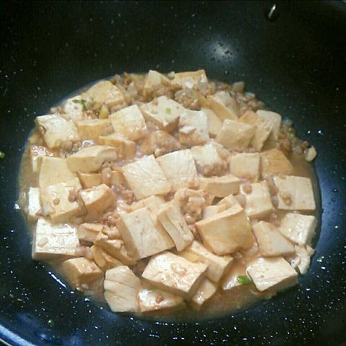 【肉沫炖豆腐】