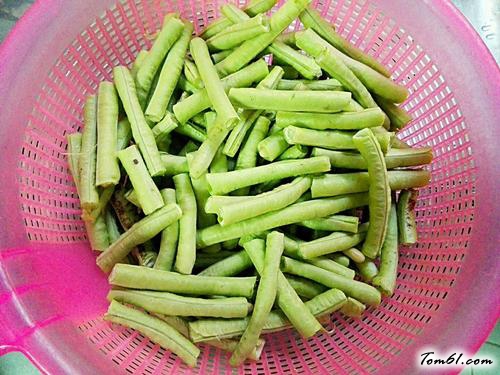 【豆角炒猪肉】