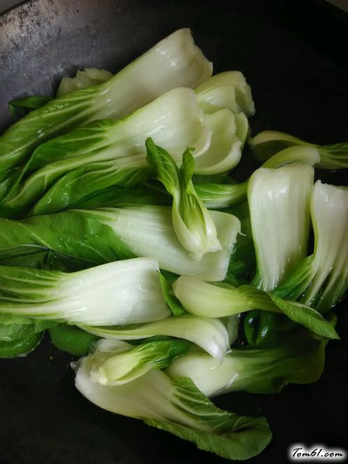 【蒜蓉油菜大虾】