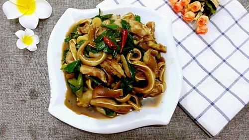 【红烧猪耳朵】