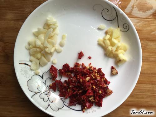 【红烧土豆块】