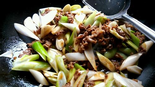 【葱爆羊肉片】