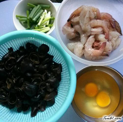【木耳虾仁炒蛋】