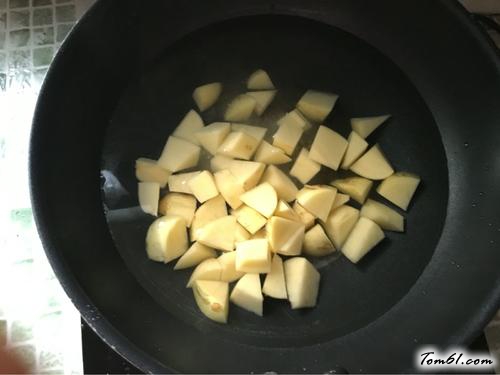 【红烧土豆块】