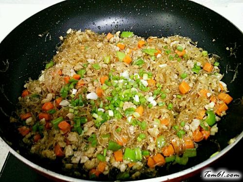 【肉末炒粉丝】