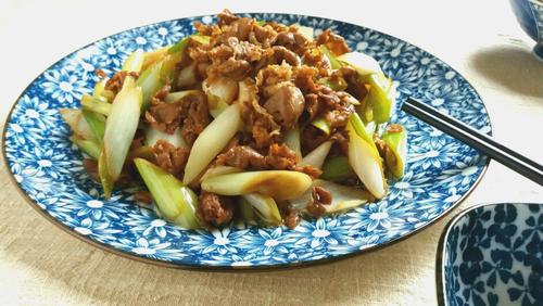 【葱爆羊肉片】