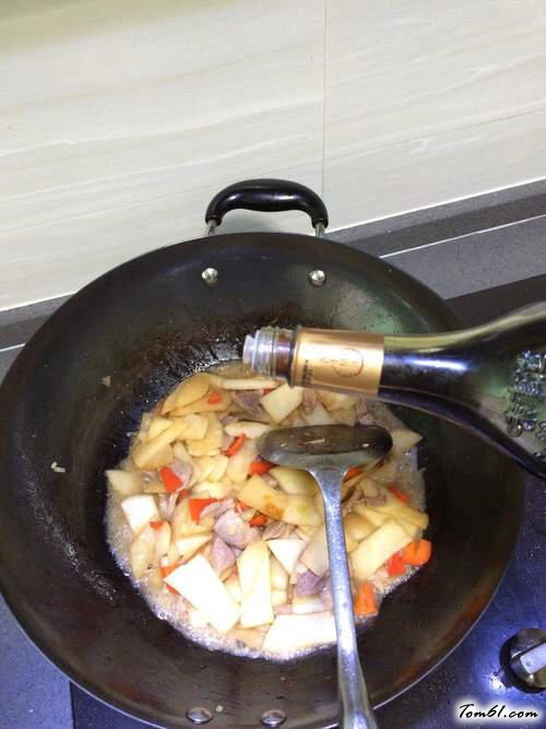 【凉薯炒肉片】