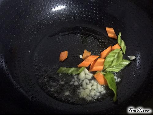 【香菇炒豆腐】