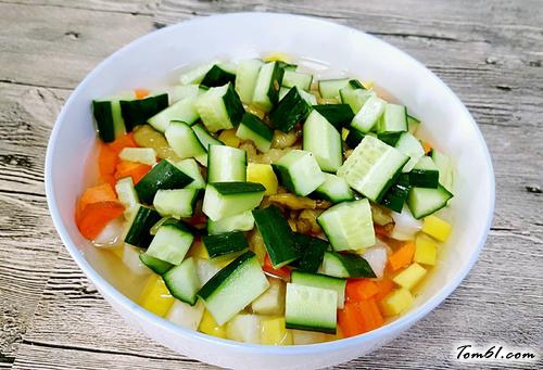 【小米椒泡三丁】