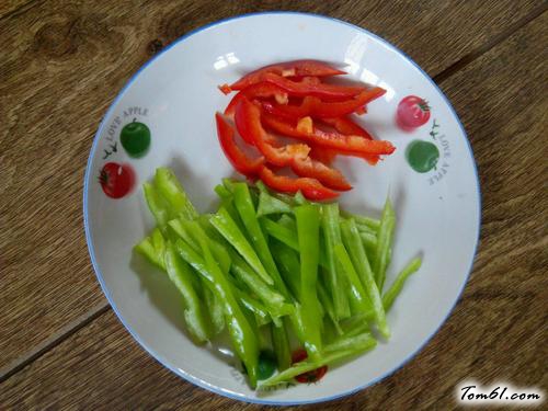 【凉拌老虎菜】