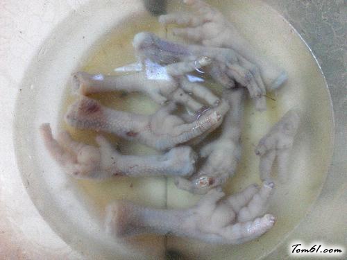 【扁豆淮山鸡爪汤】