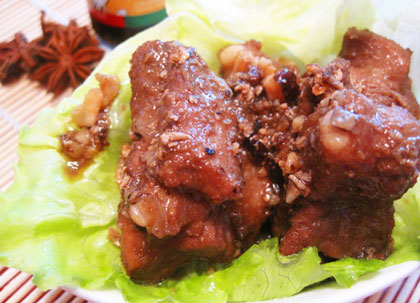 榛子糖醋排骨，加了榛子的糖醋排骨健康又美