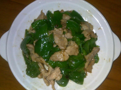 青椒肉片的简单私房做法，青椒肉片怎么做简