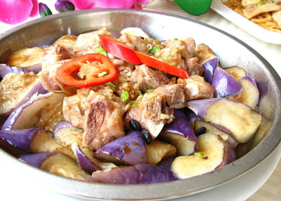 私房排骨炖茄子，不用一滴油的健康家常菜