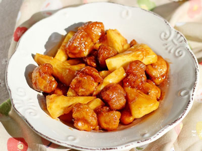 鸡腿菠萝咕咾肉的做法，人见人爱的减肥家常