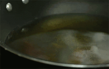 【爆炒猪肝】过油