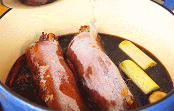 【酱猪蹄】加水