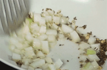 【咖喱饭】翻炒