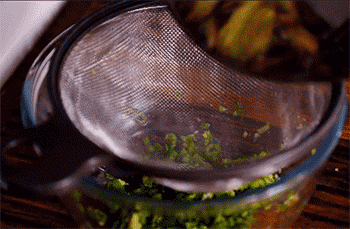 【葱油鸡】过滤