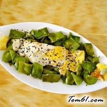 干锅扁豆鸡蛋的做法