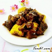 玉米烧排骨的做法