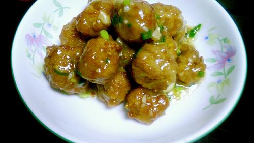 【肉丸子包白萝卜】