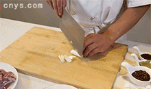 【酱牛肉】葱姜蒜切片