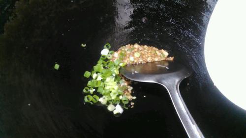 【肉丸子包白萝卜】