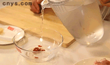 【山药排骨汤】枸杞泡水