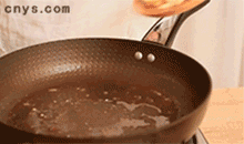 【红烧带鱼】 爆香葱姜蒜