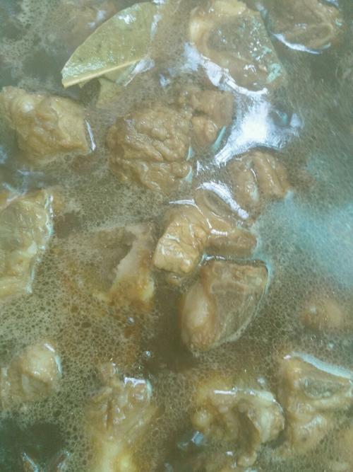 【玉米烧排骨】