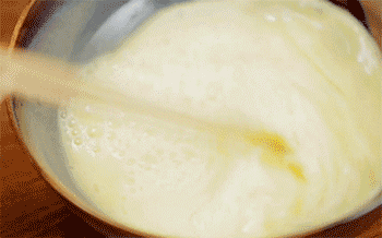 【鸡蛋羹】搅拌