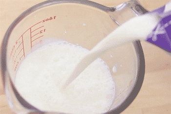 【鸡蛋布丁】倒牛奶