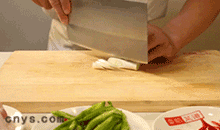 【湖南小炒肉】葱姜蒜切片