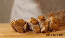 【红烧鸡腿】斩块