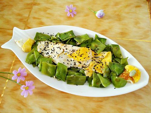 【干锅扁豆鸡蛋】