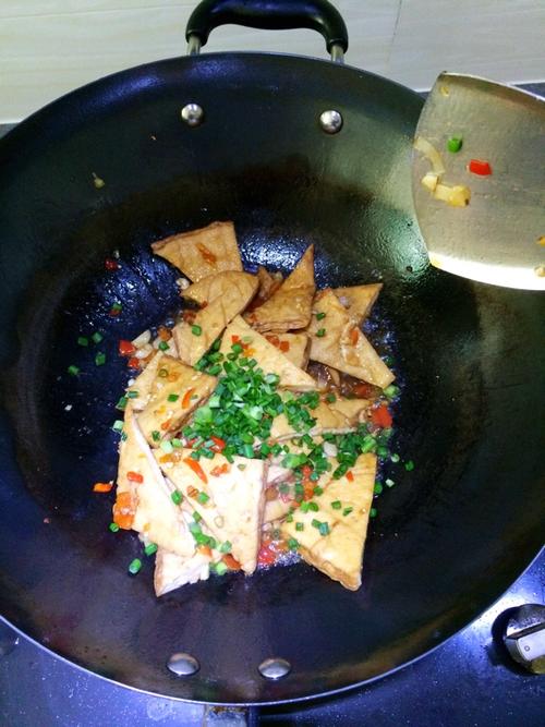【剁椒焖豆腐】
