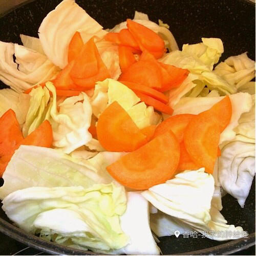 【培根炒四色时蔬】