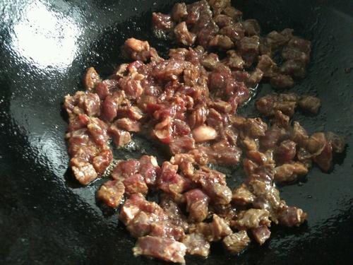 【五香牛肉粒】